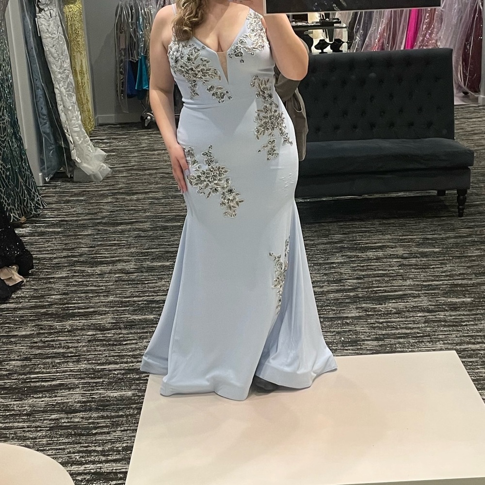 Size 12 prom dress. Mint condition